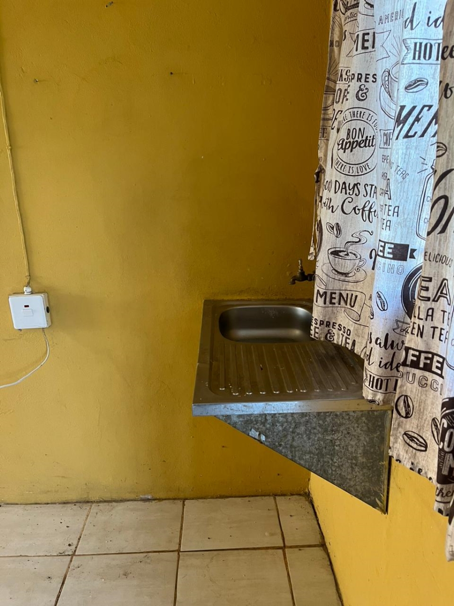 2 Bedroom Property for Sale in Rodenbeck Free State